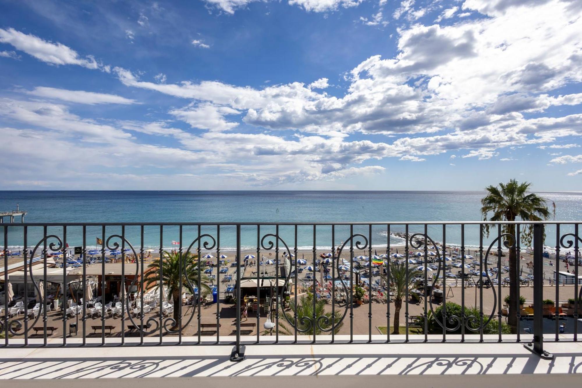 A'Mare Boutique Hotel & Spa Pietra Ligure Exterior foto